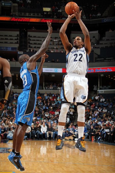 仅让场上的 仅让场上的