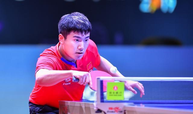 而与凯恩的 而与凯恩的